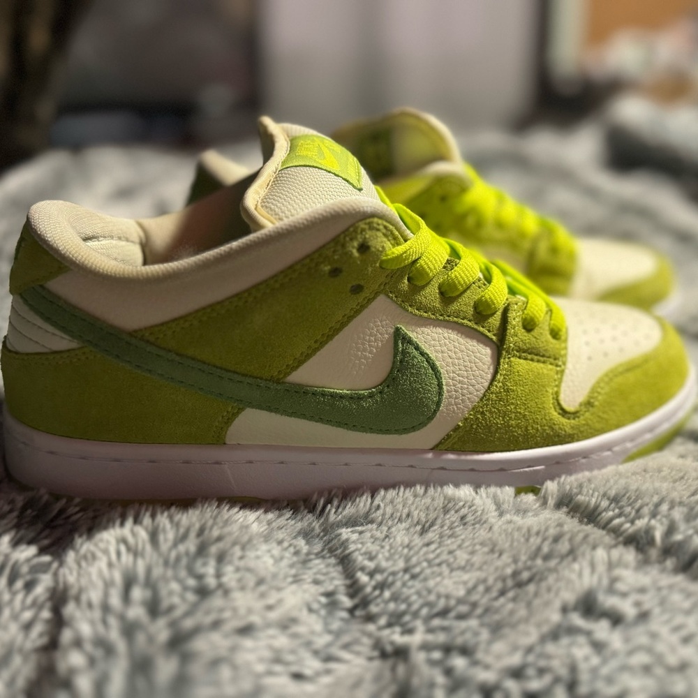 Dunk Low Pro SB Fruity Pack- Green Apple